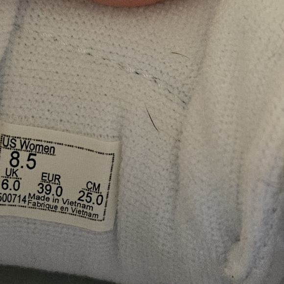 VANS 8.5 Women's Checkerboard White Red Worn once or twice at the most. W/Box - Picture 8 of 9